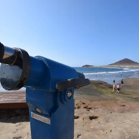 Charming Meters From Beach With Pool Puertito de Guimar