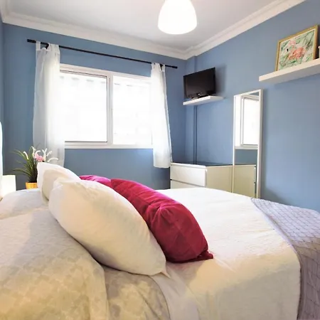 Charming Meters From Beach With Pool *