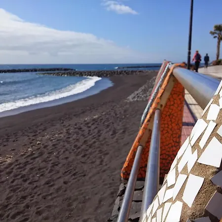 Daire Charming Meters From Beach With Pool